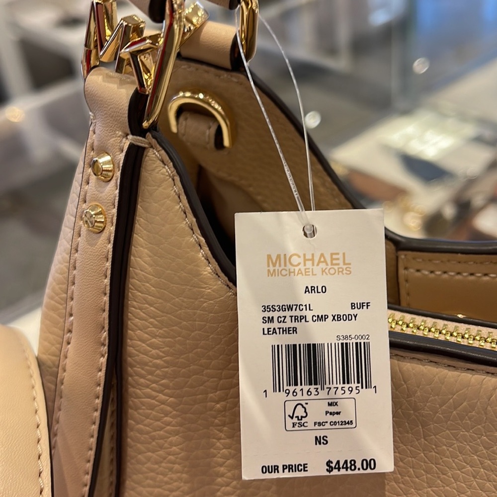 Michael Kors Women's Arlo Small Pebbled Leather Crossbody Bag Buff
NWT - Picture 15 of 16